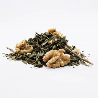 Grün Nussbaum Tee